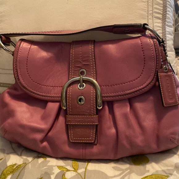 COACH PURSE - Picture 1 of 1